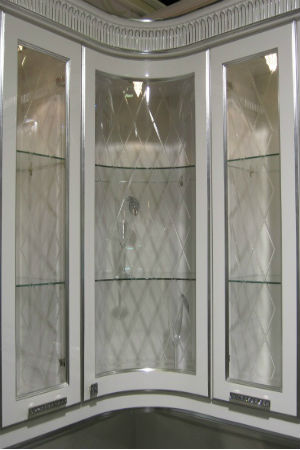 Алмазная грань на стекле