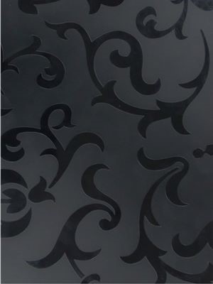 Черное стекло