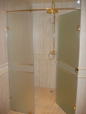 Душевые кабины стеклянные