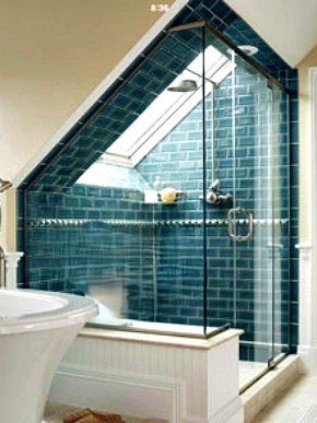 Нестандартные душевые кабины из стекла
