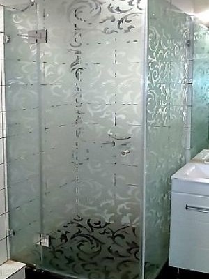 СТЕКЛО ДЛЯ ДУШЕВЫХ КАБИН