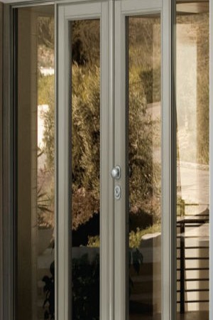 Гнутое стекло в дверях и фасадах.?