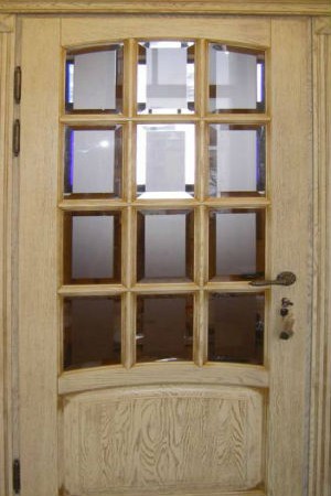 Стекло с фацетом для межкомнатных дверей