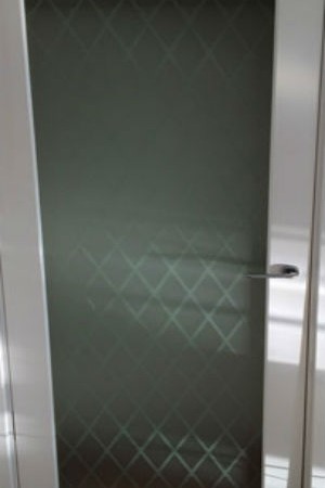 Стекло матовое  с рисунком для дверей