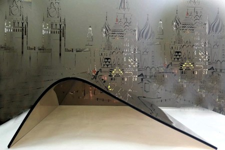 Гнутые стекла с прямой частью.