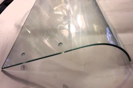 Гнутые стекла с прямой частью.