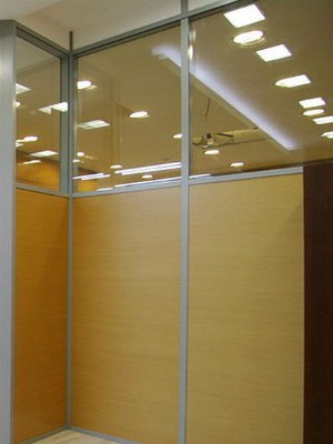Стеклянные перегородки. 