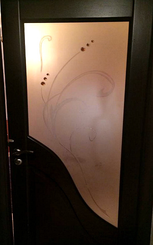 Пескоструйный матовый рисунок.