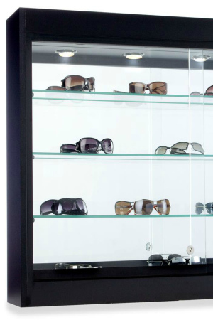 Стеклянные полки с дверцами