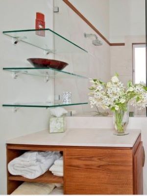 Прямые стеклянные полки