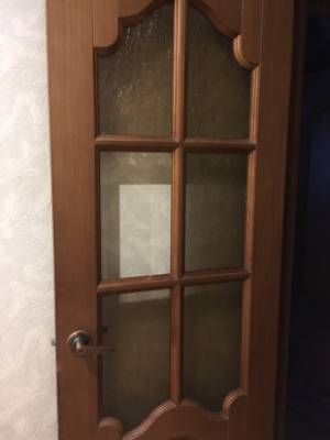 Стекло в дверь