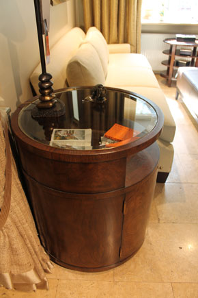 Столешницы из стекла на деревянную мебель